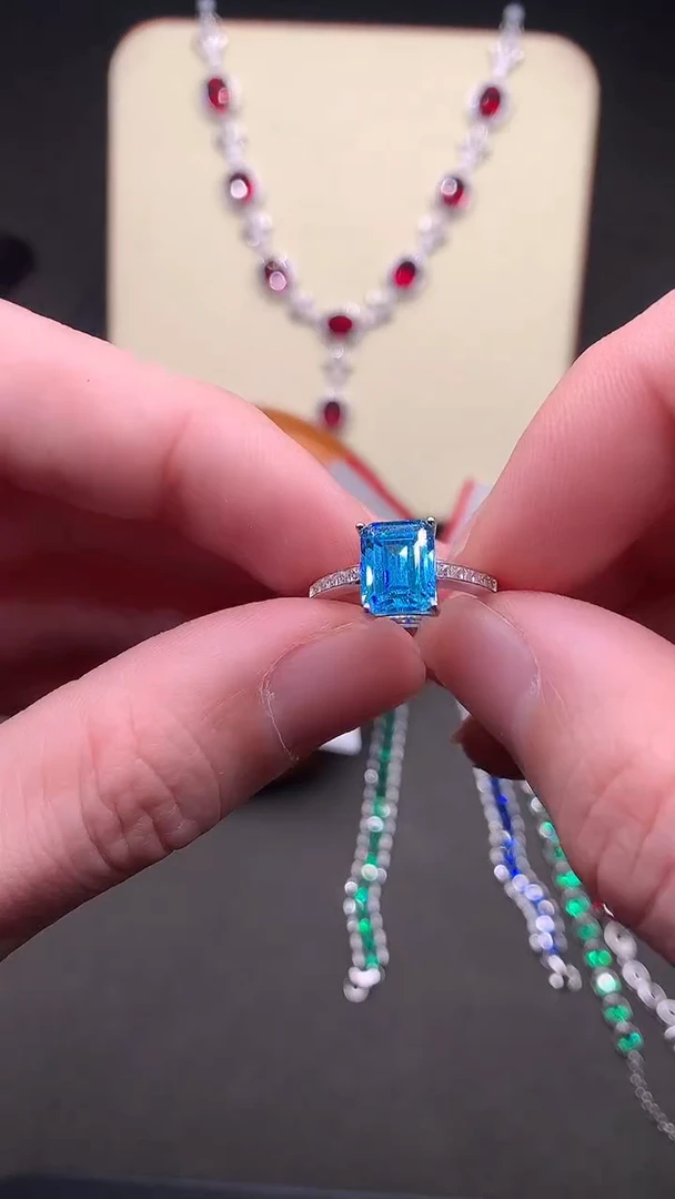 银S925镶嵌戒圈海蓝宝石.......