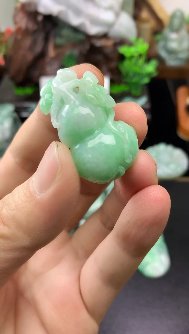 颈饰未镶嵌翡翠福*葫芦