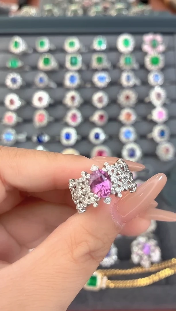 戒指彩色蓝宝石18K金镶嵌-1.86克拉*无烧帕帕拉恰