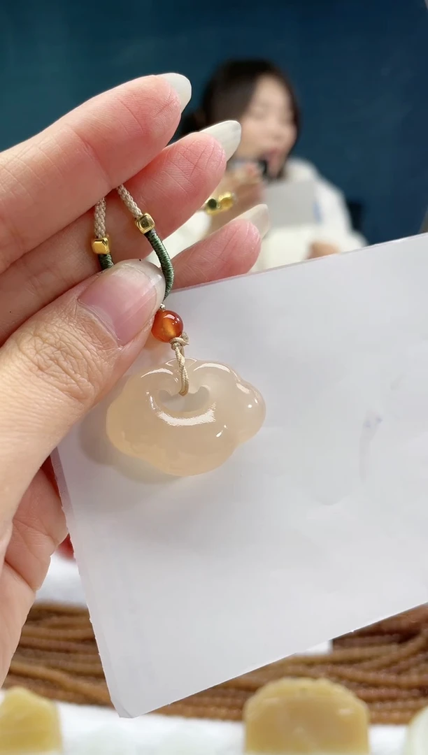 【闪购商品】和田玉颈饰未镶嵌1