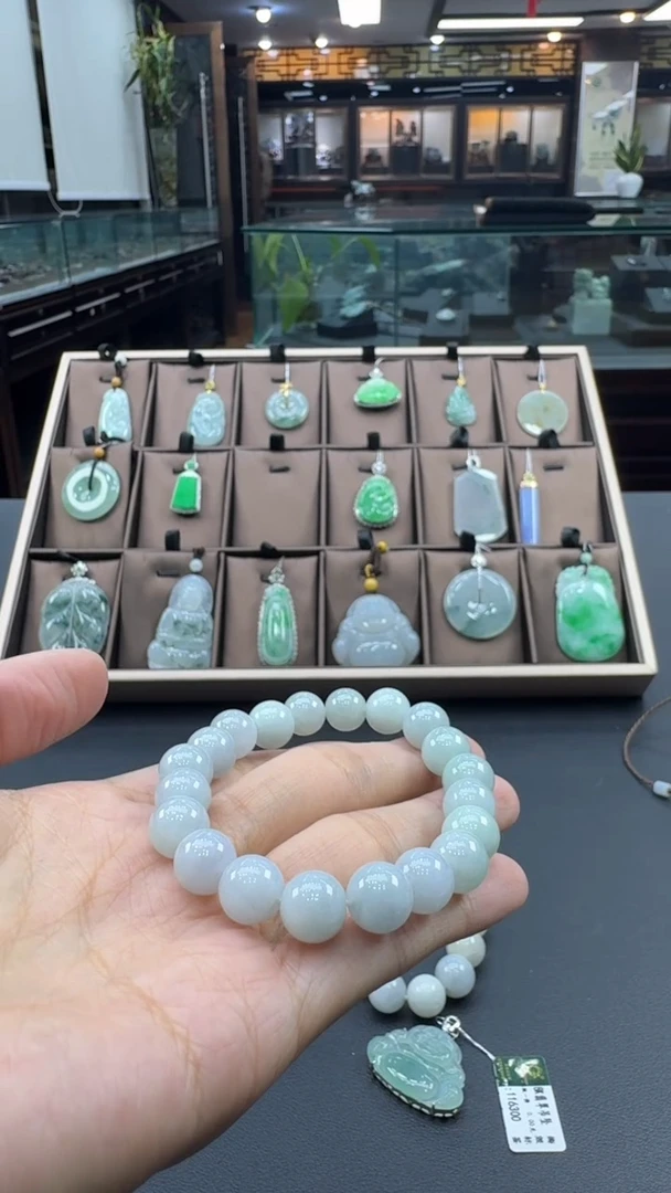 未镶嵌手串翡翠手串