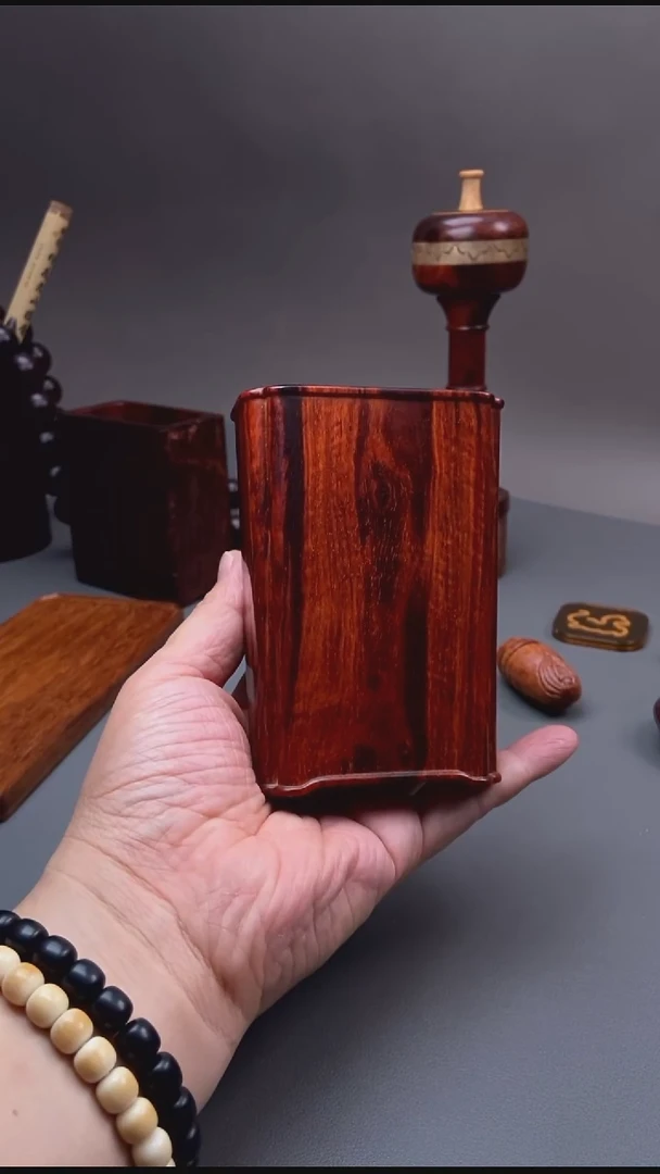 小叶紫檀印度小叶紫檀方形笔筒