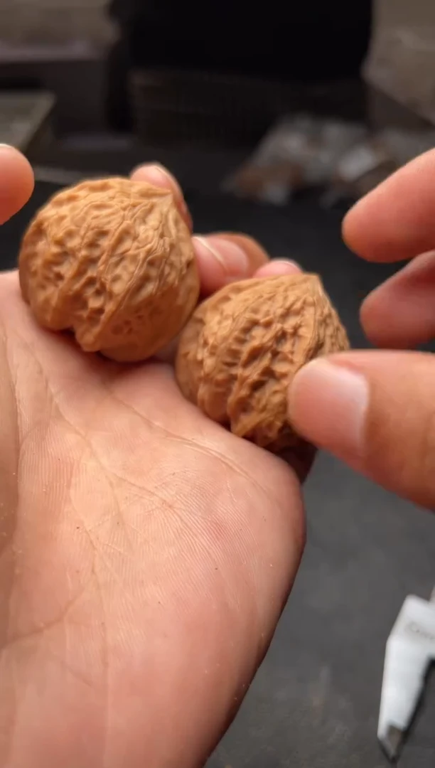 核桃a247  猫眼 34尺