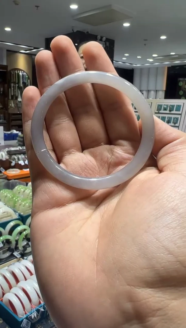 未镶嵌手镯和田玉58圈口  病烟紫圆条手镯