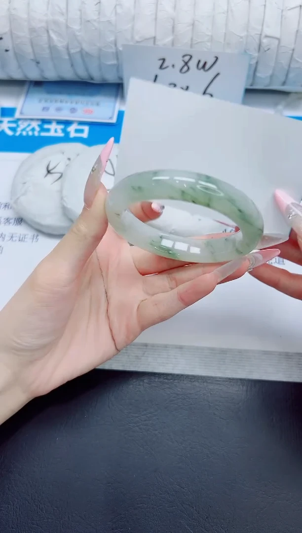 石英质玉手镯未镶嵌148/52