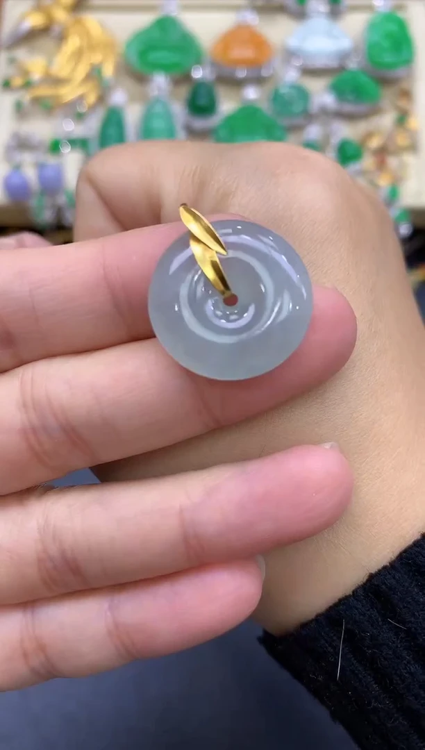 颈饰18K金镶嵌翡翠102-中国好珍宝