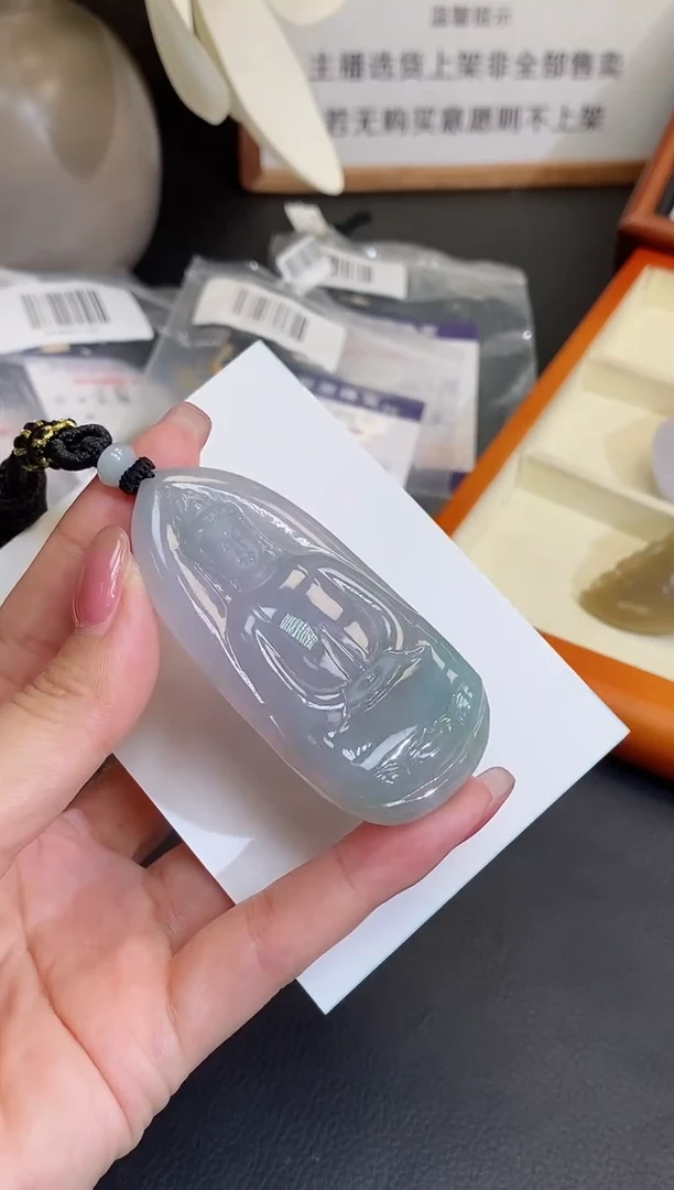 翡翠未镶嵌颈饰缅甸天然翡翠