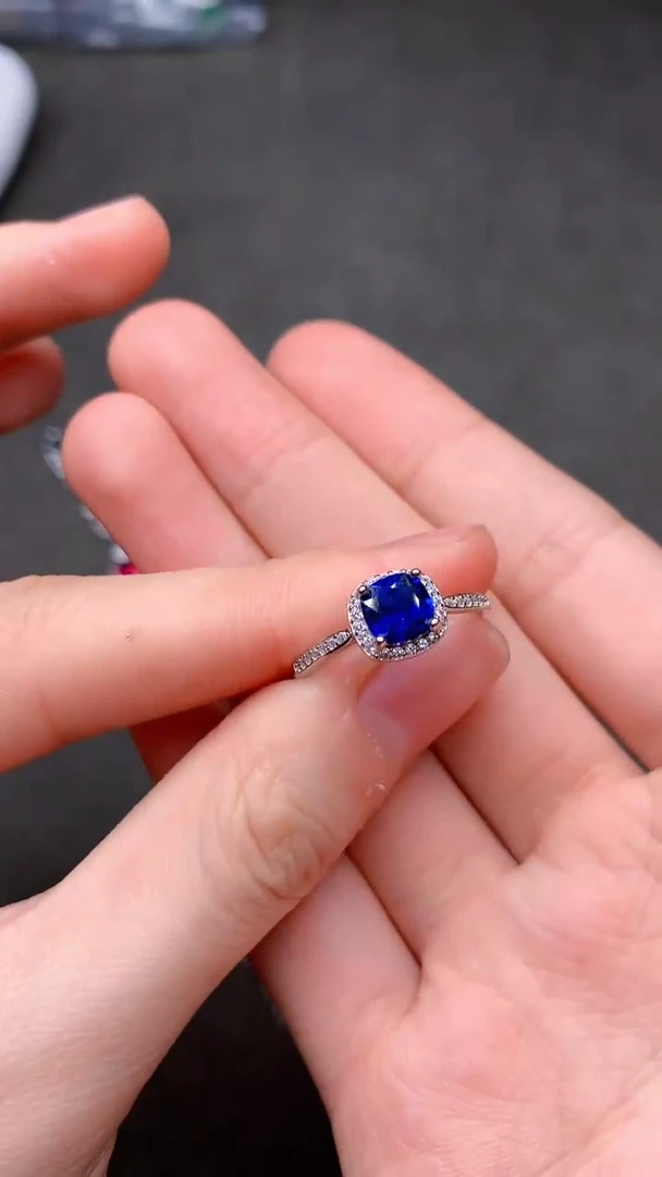 【闪购商品】蓝宝石戒指银S925镶嵌.......