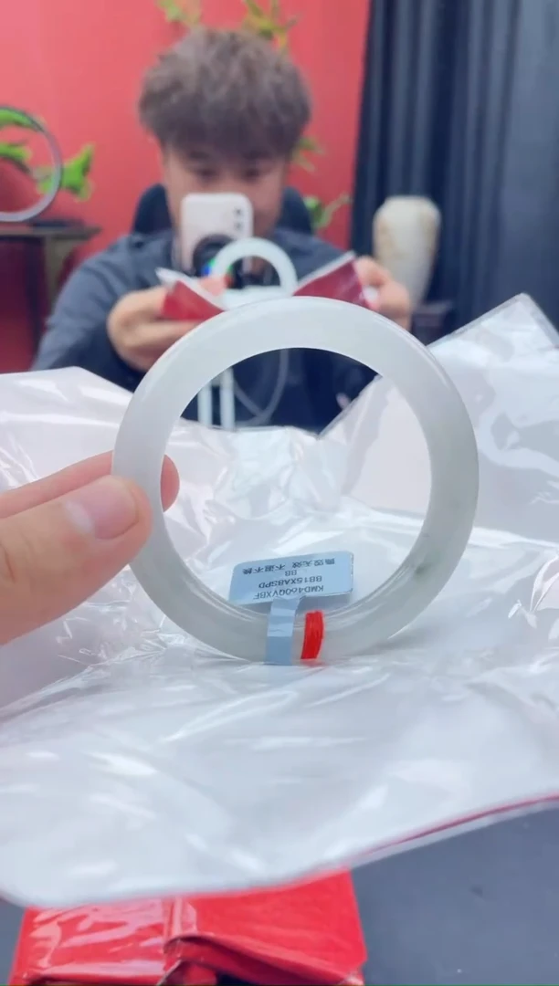 未镶嵌手镯翡翠8