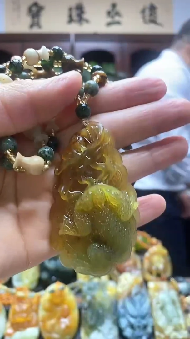 蛇纹石玉未镶嵌吊坠舒*姐·