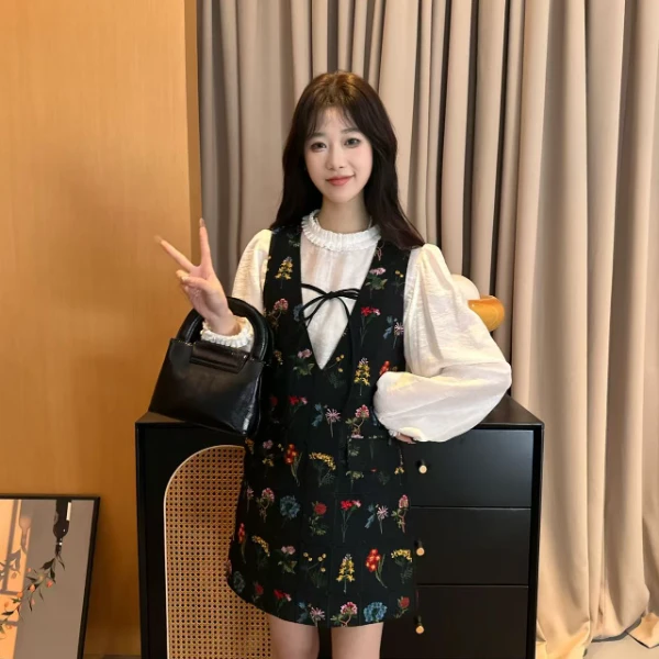 周【赫本花园】春季套装NEW 韩系百搭花边T高定刺绣背心裙复古套装