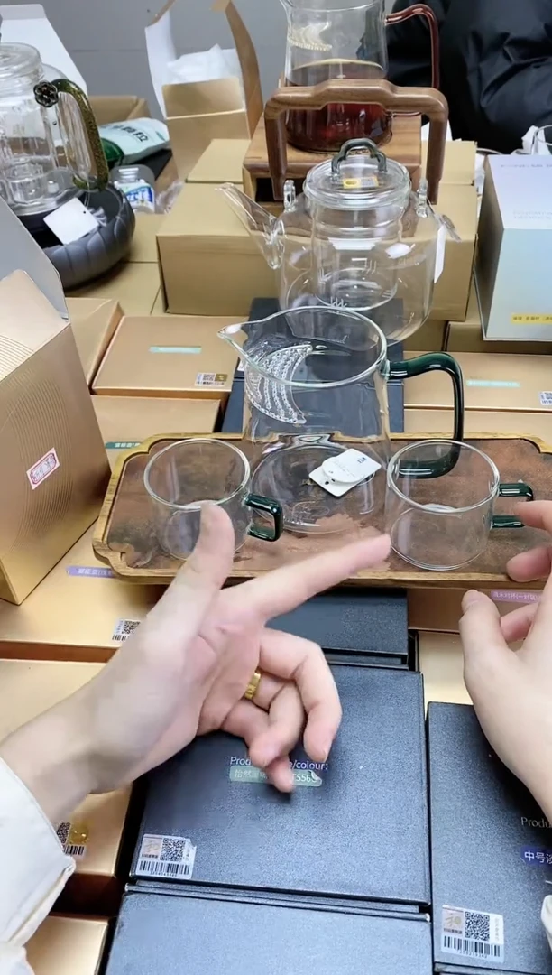 【闪购商品】风谜新月茶器墨绿色+对杯墨绿