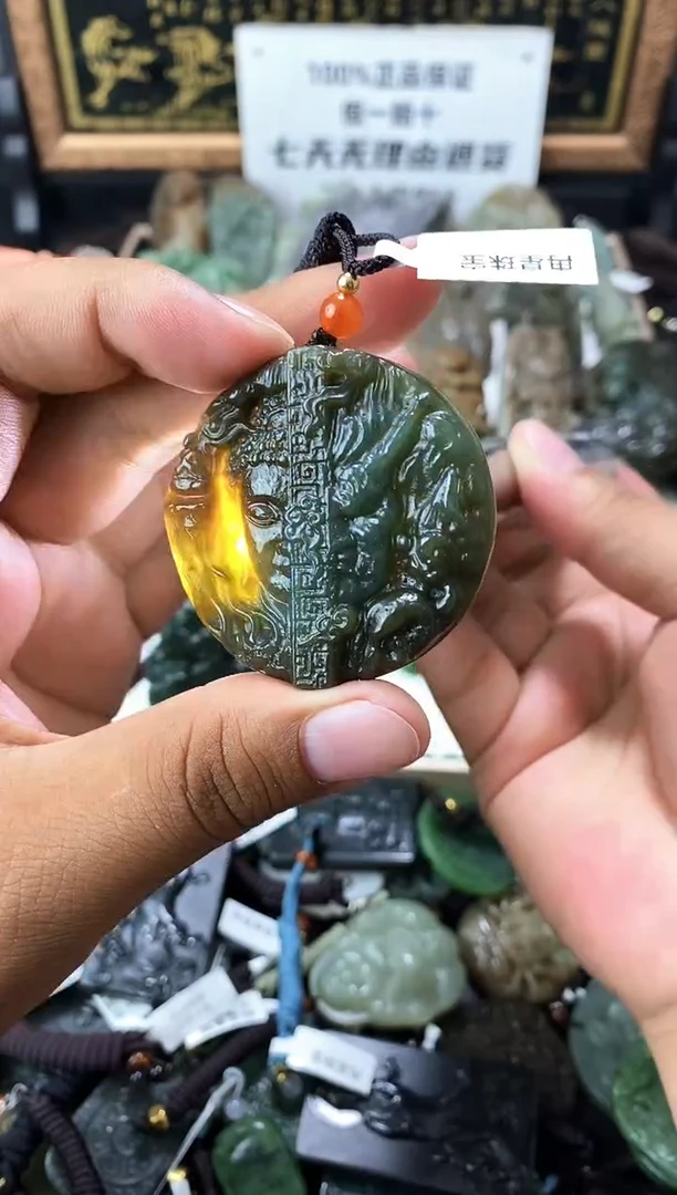 颈饰未镶嵌和田玉1