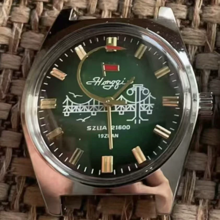 晓亮库存机械腕表