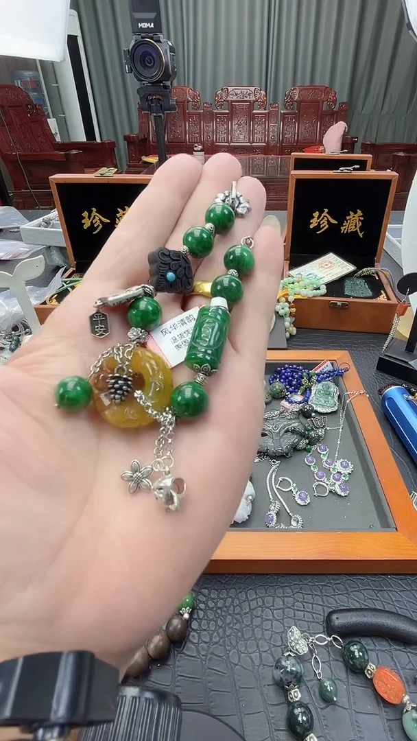 颈饰未镶嵌翡翠?***?翡翠手链