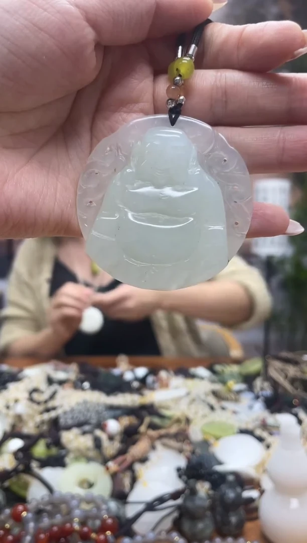 未镶嵌岫玉吊坠·