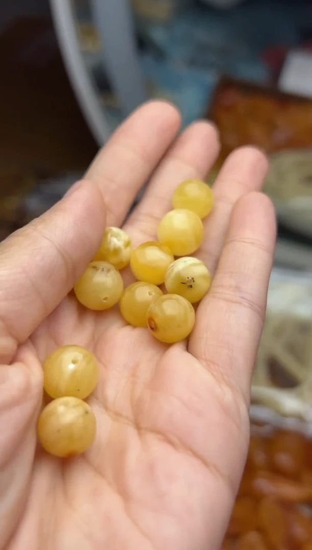 裸石蜜蜡未镶嵌蜜蜡珠子带瑕疵 假一赔万随机发