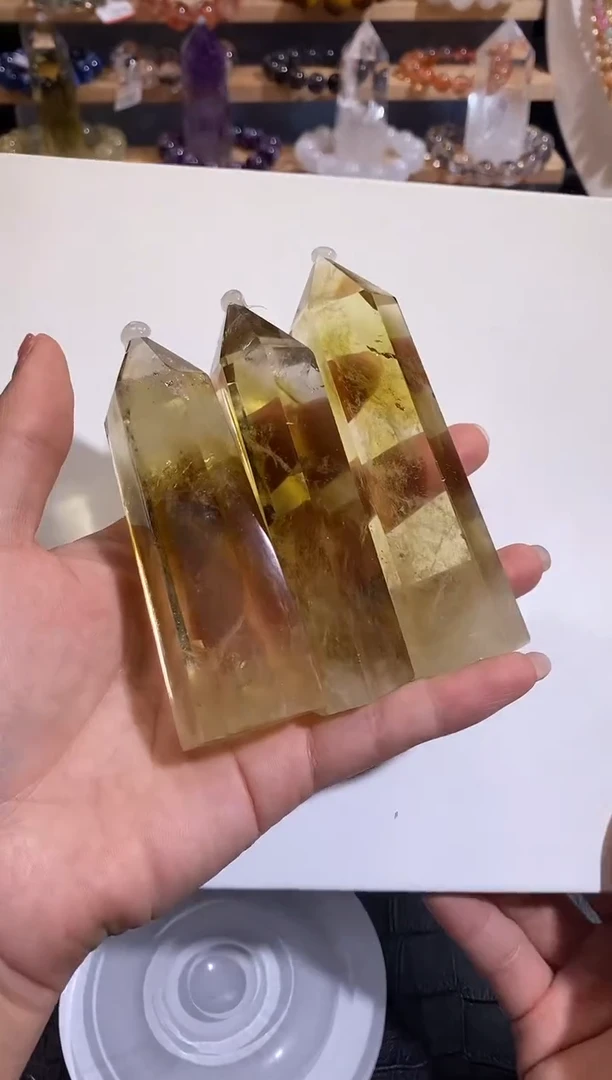 【闪购商品】水晶手链未镶嵌黄柱子