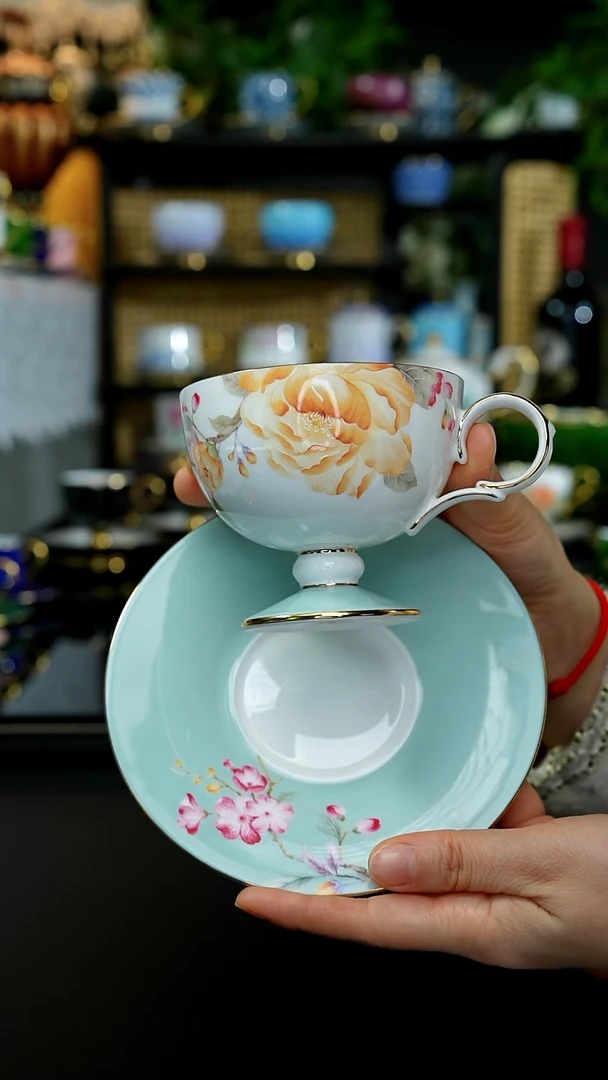 牡丹杯碟、、、、、、、、、、