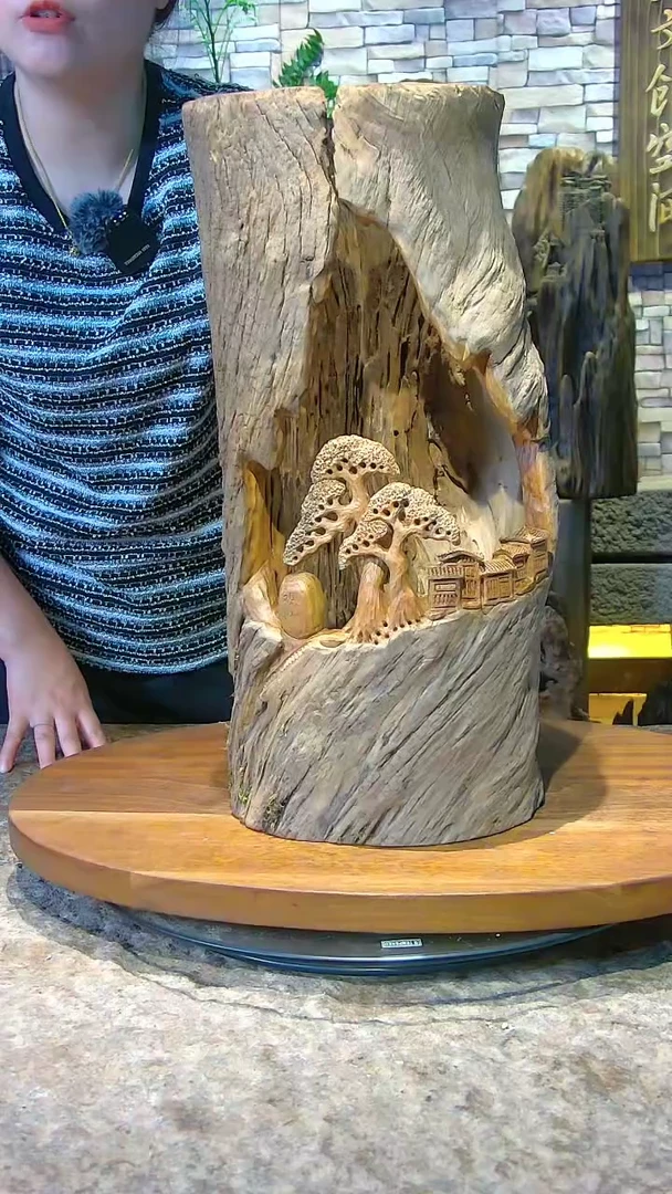 金丝楠香樟木雕摆件