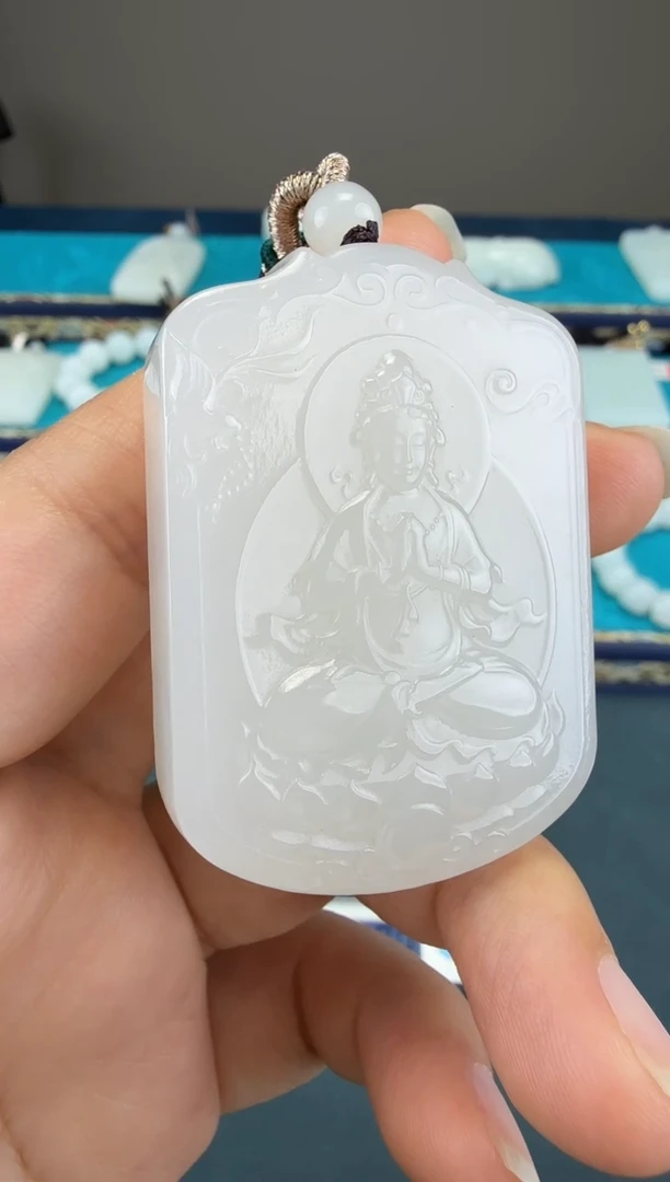 颈饰未镶嵌和田玉1