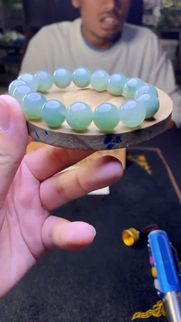 定制翡翠未镶嵌天然缅甸A货翡翠，多样性发货，拍一发一