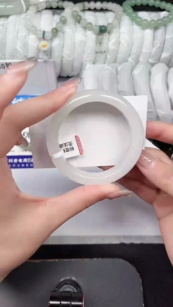 未镶嵌手镯石英质玉341-52/53