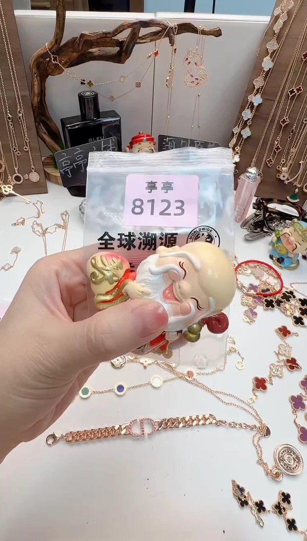百**雨华禄甄选阁亭亭总铺