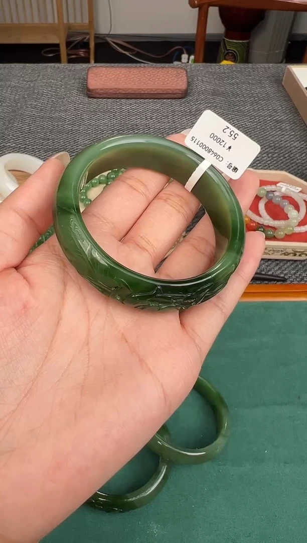 和田玉手镯未镶嵌C  55.2