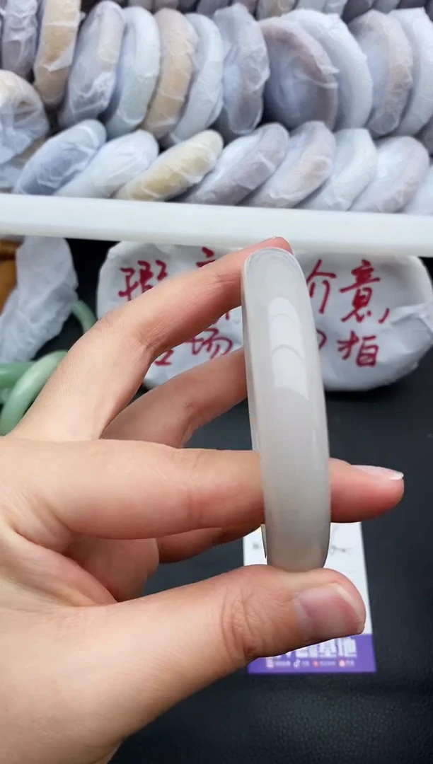 未镶嵌手镯石英质玉瑕疵103+59/60