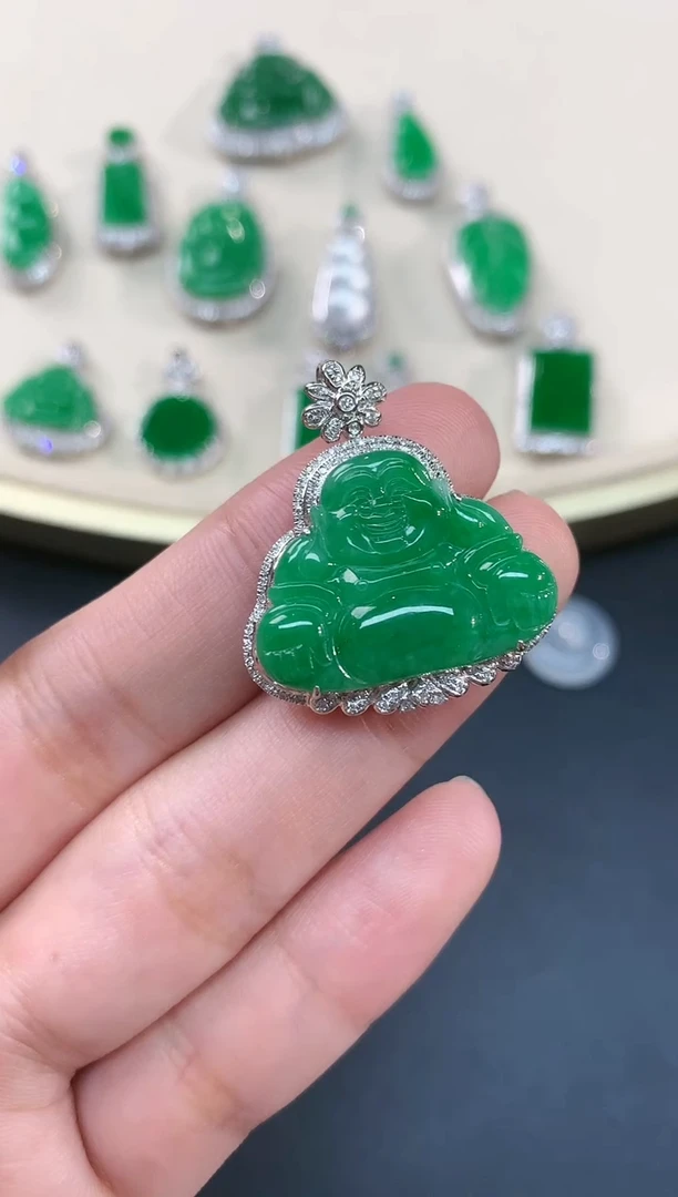 【闪购商品】翡翠吊坠(不含链)18K金镶嵌A145|11800