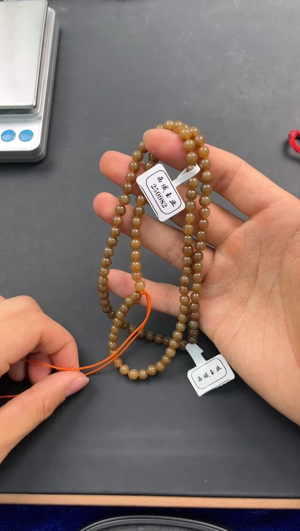 未镶嵌手串和田玉且末金山纯糖108项链卡6微色差