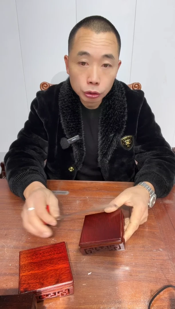 木买一送一非花细花底座红10*10*3.6