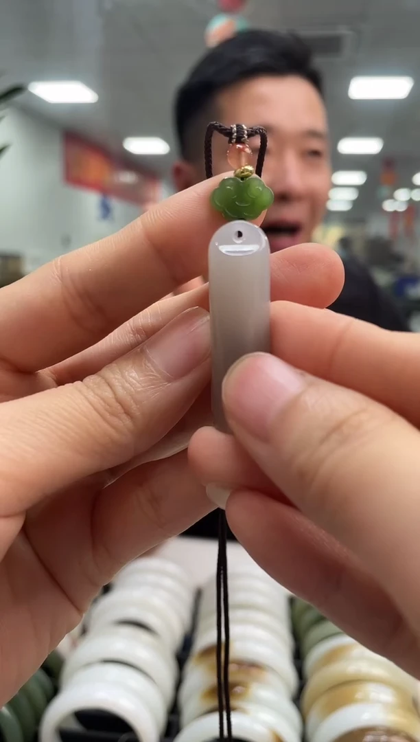 和田玉未镶嵌颈饰紫藕称心如意吊坠随机发发一件