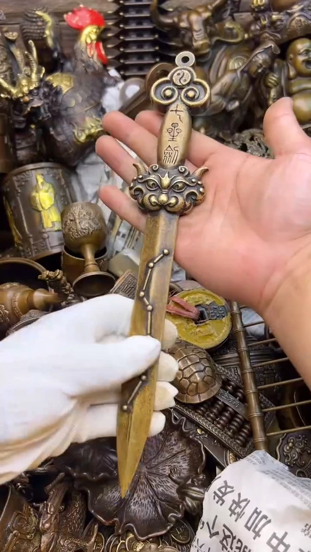 精美铜器，点击下单