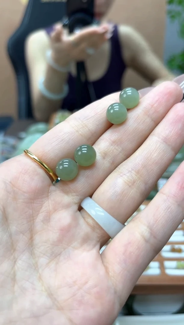 和田玉手镯未镶嵌银镶高冰约卡10mm耳钉 多样拍一发一