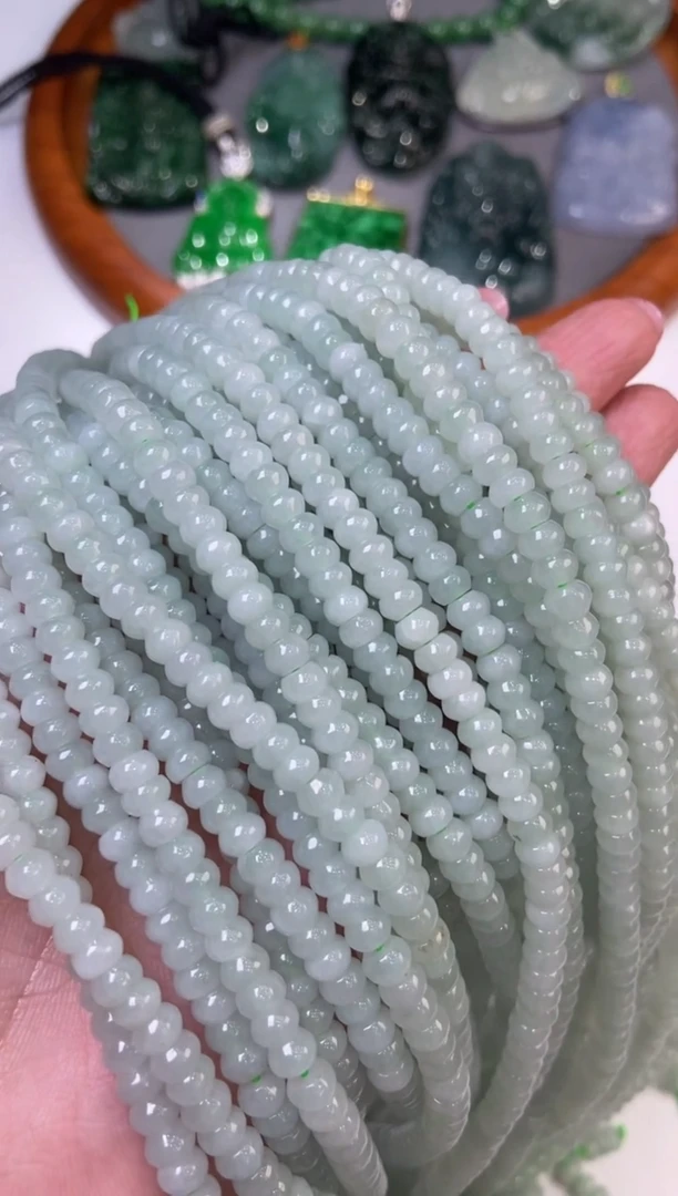 翡翠挂件未镶嵌 2229485/珠链多样性发一件