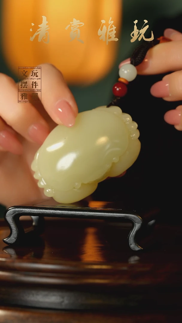 玉《螃蟹》手把件摆件