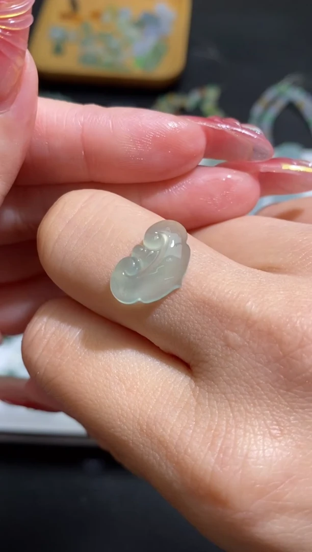 未镶嵌定制翡翠翡翠毛货~