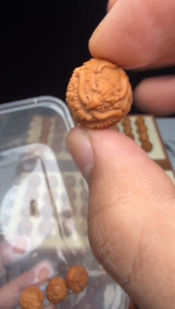 吊坠猴头核桃迦楼罗