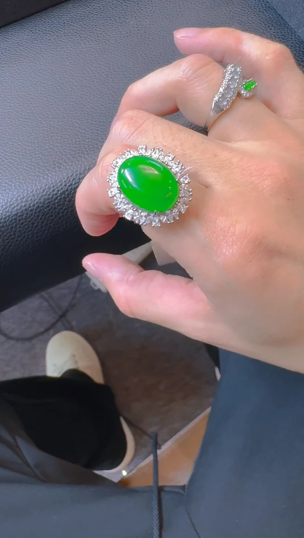 【闪购商品】翡翠戒指银S925镶嵌天然A货翡翠