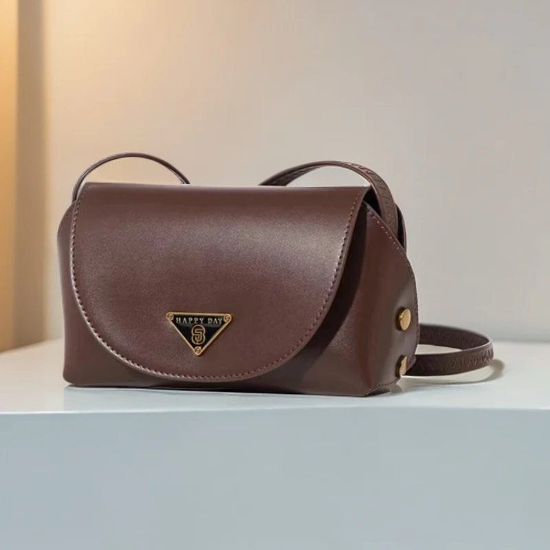 小众洋气斜挎包女百搭--时尚秋冬高级感通勤单肩包水桶包斜挎包包