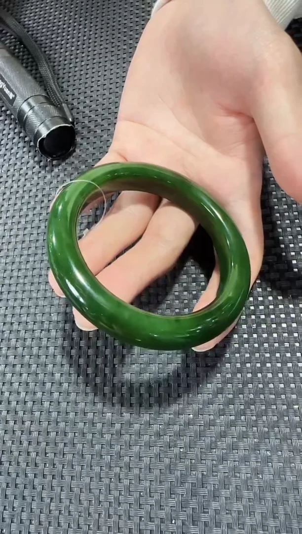 【闪购商品】和田玉（碧玉）手镯未镶嵌俄7圈口约61mm