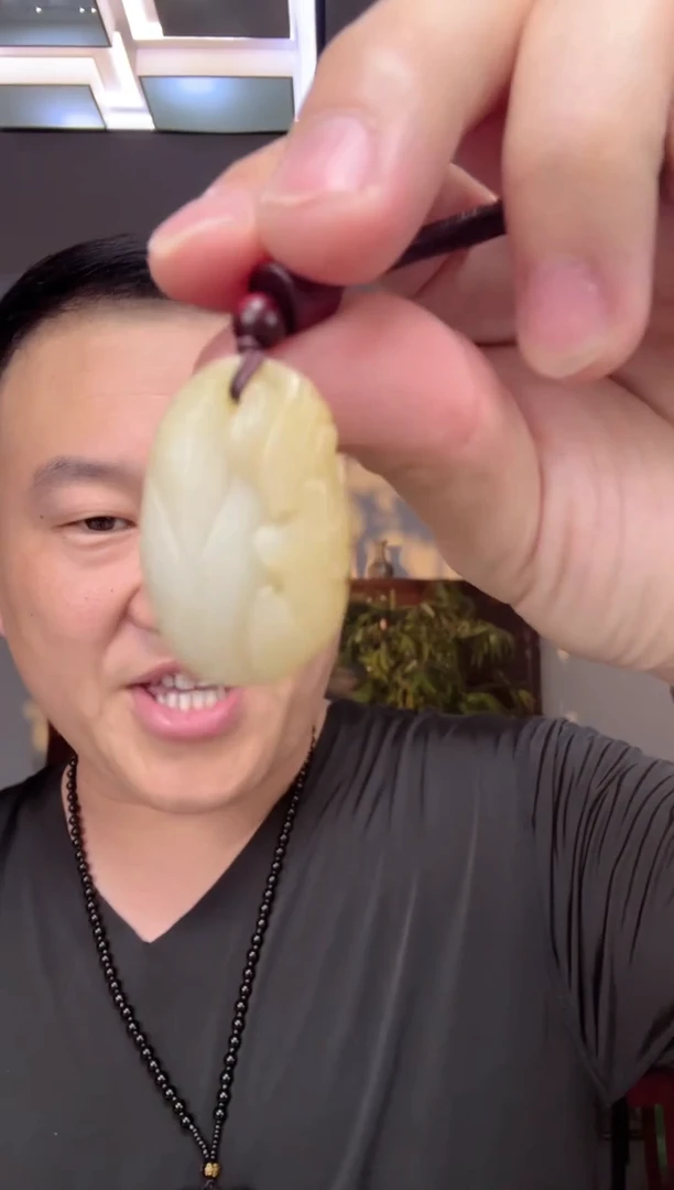 和田玉未镶嵌颈饰4