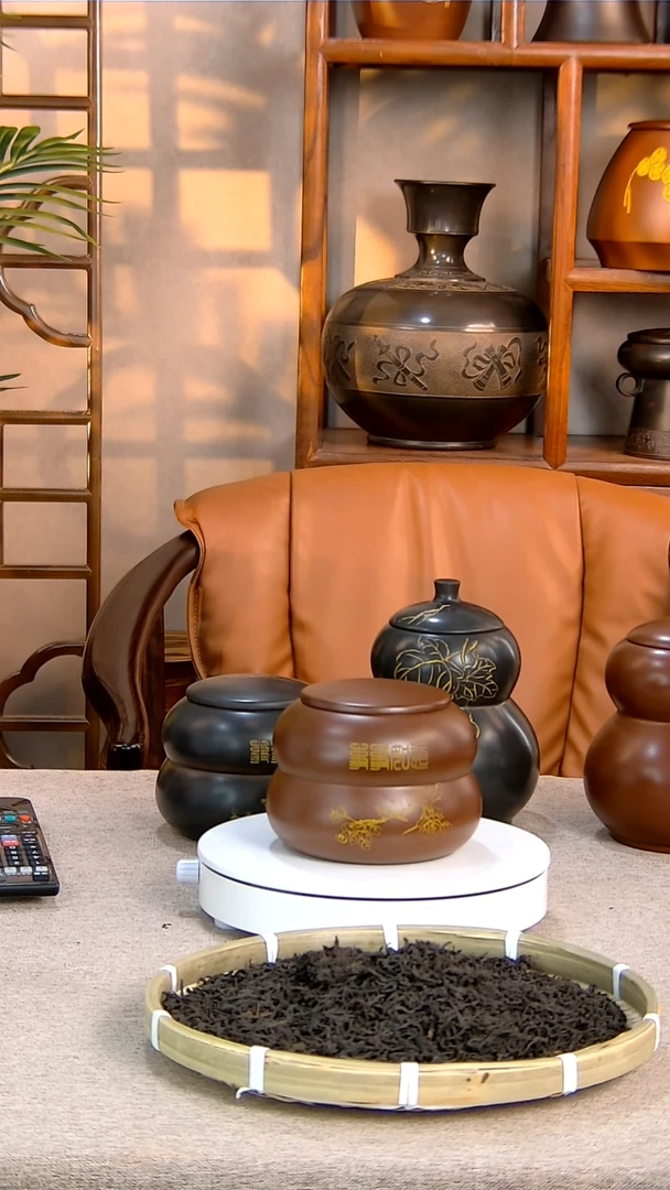 罐钦州坭兴陶200克胡芦罐