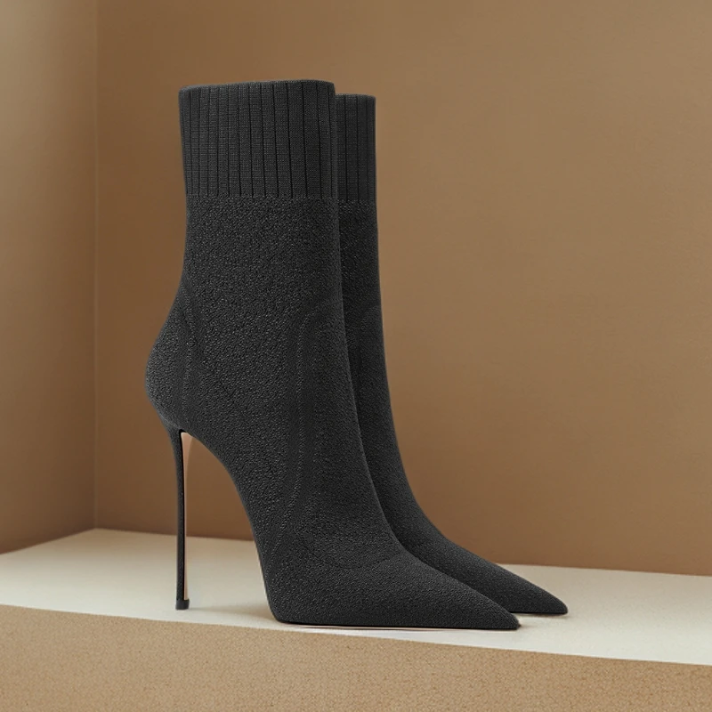 爆款靴子黑色加绒显瘦弹力袜靴御姐高级尖头高跟2025秋冬新款百搭