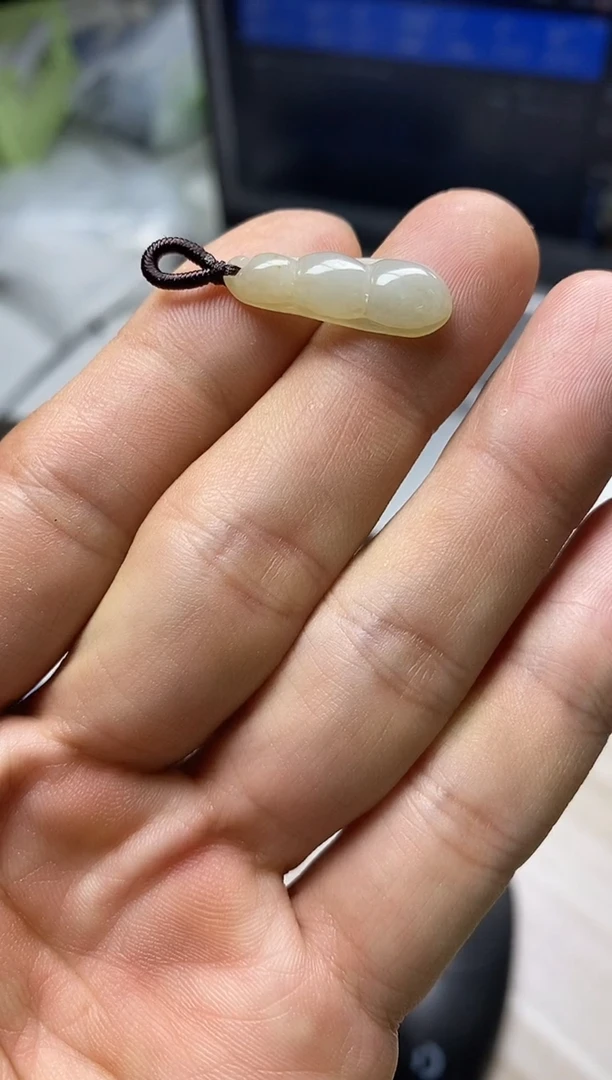 颈饰未镶嵌翡翠22天然缅甸翡翠A货小提溜