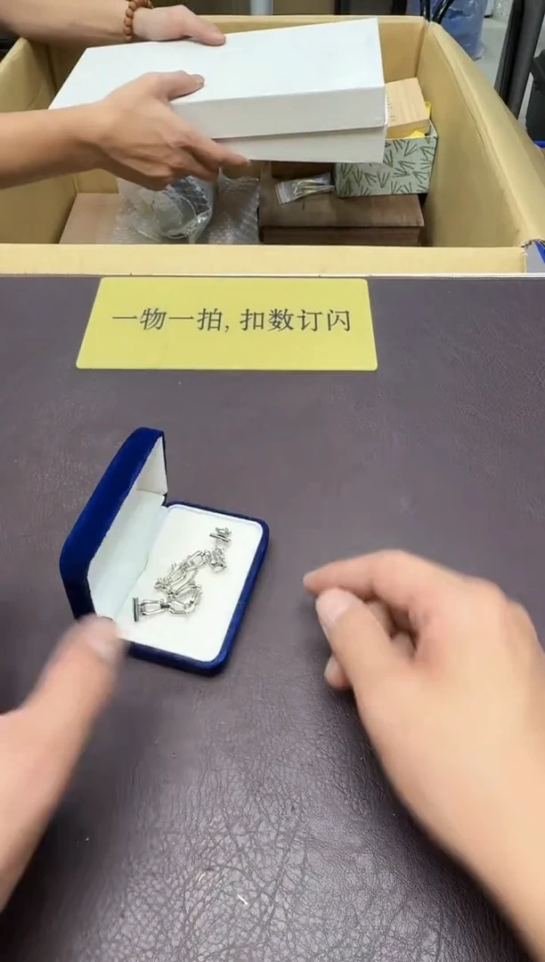 手工艺品琉璃x***r34