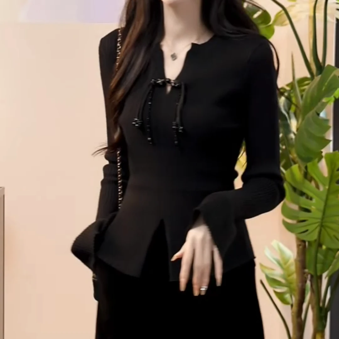 秋冬新款新中式国风黑色盘扣长袖百搭显瘦针织衫