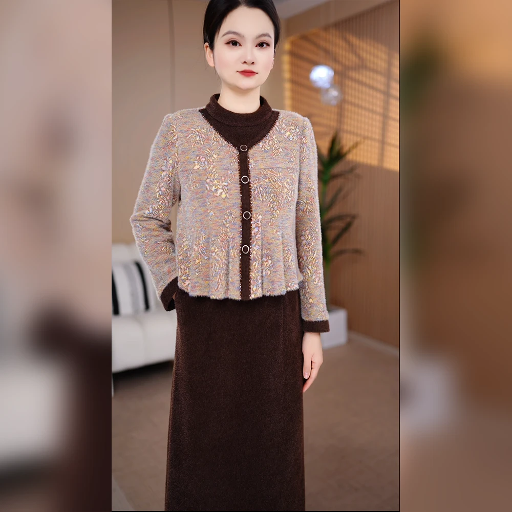 2025年复古不褪色冬季新品厚款圆领气质时尚设计保暖中长裙